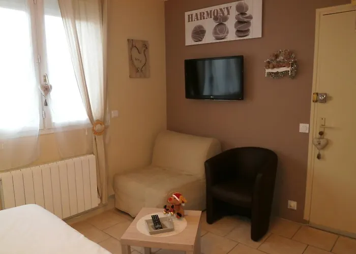 Apartment Au 14 Parking Prive